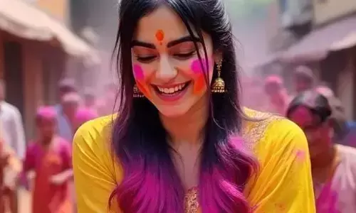 Adah Sharma’s Wild Holi Message Goes Viral — With a Camouflaged Lizard