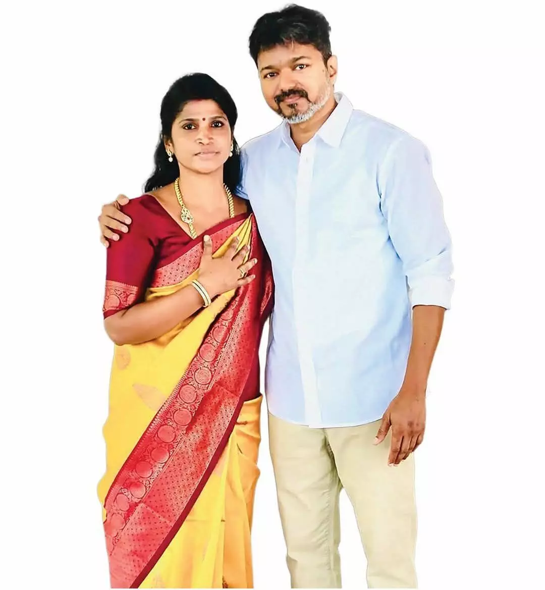 TVK Candidate Row: Vijay’s Pick for Thoothukudi Sparks Protest, Internal Rift Deepens TVK Candidate Row: Vijay’s Pick for Thoothukudi Sparks Protest, Internal Rift Deepens