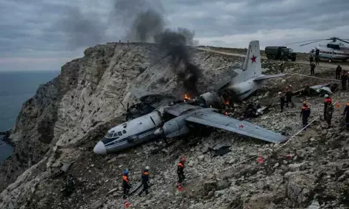 Russia Plane Crash: Military Antonov An-26 Crashes in Crimea, All 29 On Board Dead