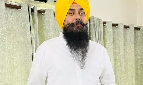 AAP MP Malvinder Singh Kang Slams Sukhbir Singh Badal Over Remarks on Sri Akal Takht Sahib AAP MP Malvinder Singh Kang Slams Sukhbir Singh Badal Over Remarks on Sri Akal Takht Sahib