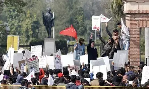 Delhi University advisory warning students against Jantar Mantar protest Delhi University advisory warning students against Jantar Mantar protest