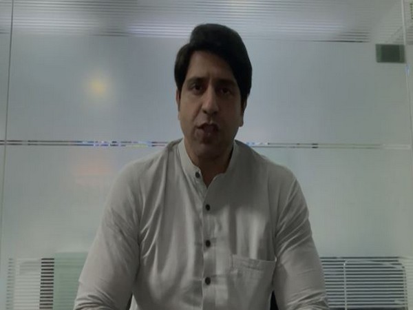 Shehzad Poonawalla calls Digvijay Singh friend, philosopher, guide of fake news