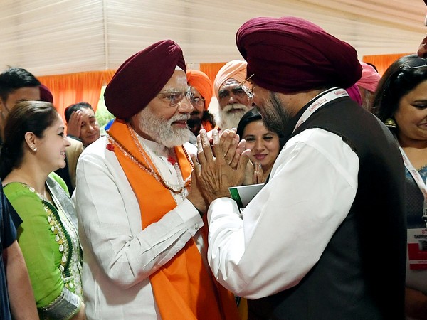 Sikh Delegation expresses gratitude to PM Modi; calls meeting historic
