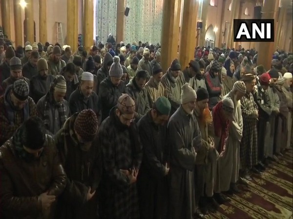 Srinagar: J-K admin disallows Jumuatul Wida, Shab-e-Qadr prayers in Jamia Masjid