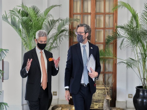 Jaishankar shares Argentine FMs family connection with India