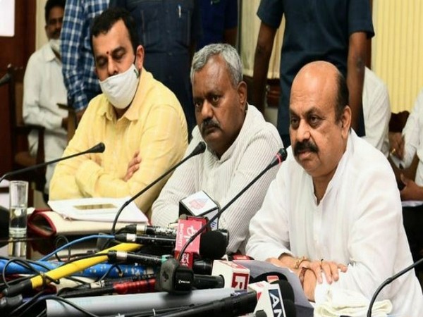 Bommai seeks Centres assistance in setting up of mega textile parks in Karnataka