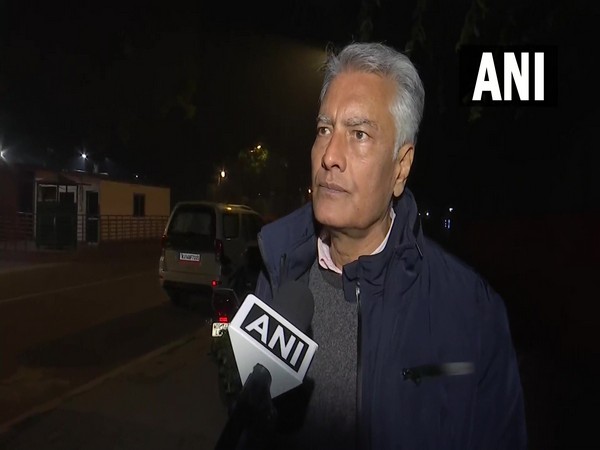 Sunil Jakhar expresses displeasure over Congress disciplinary committees show-cause notice
