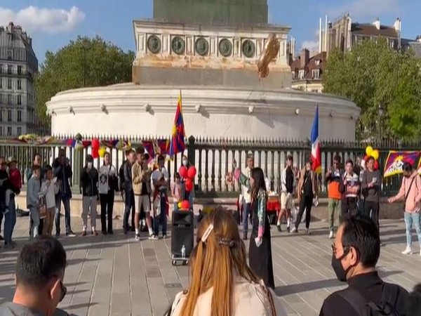 Tibetans in France stage protest on Panchen Lamas 33rd birthday, raise anti-China slogans