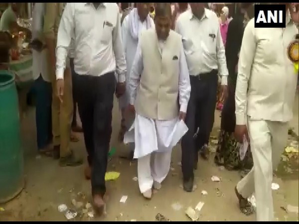 Shoes of BJP MLA stolen in UPs Agra
