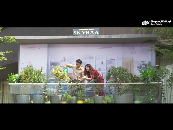 Real estate turns real to create Indias first 4D billboard in Suburban Mumbai