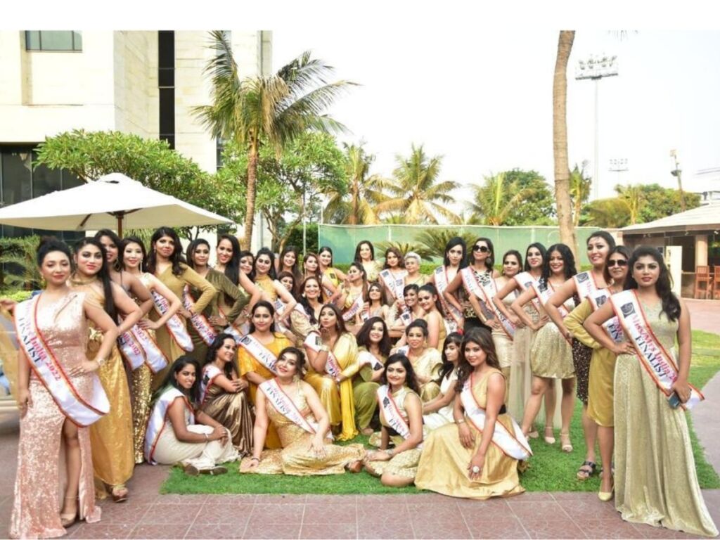Indie Royal Miss & Mrs. India organised with a grand success at Hyatt Regency, Kolkata
