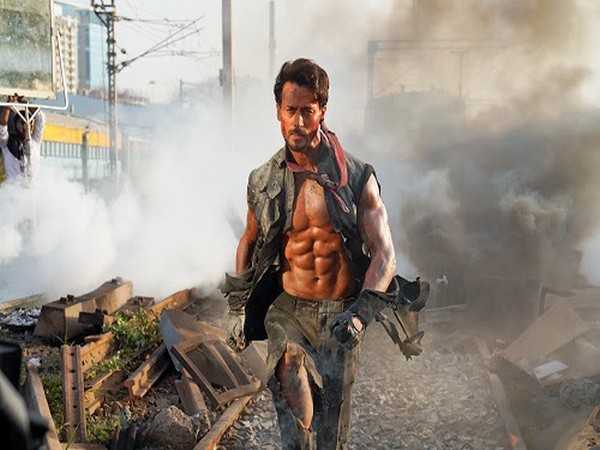 Advance Bookings for Tiger Shroffs Heropanti 2 Escalate at full swing ahead its Release