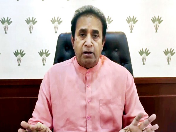 SC asks Bombay High Court to hear Anil Deshmukhs bail plea