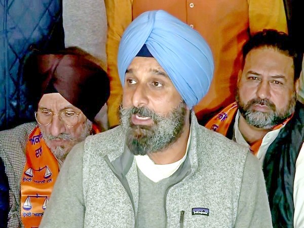 Drugs case: SC rejects SAD leader Majithias plea seeking quashing of FIRs