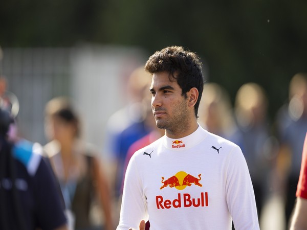 Electrical problem dashes India F2 Jehan Daruvalas victory hopes in Spain