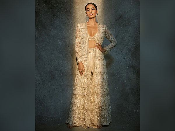 Manushi Chhillar exudes elegance in ivory sharara during Samrat Prithviraj promotions