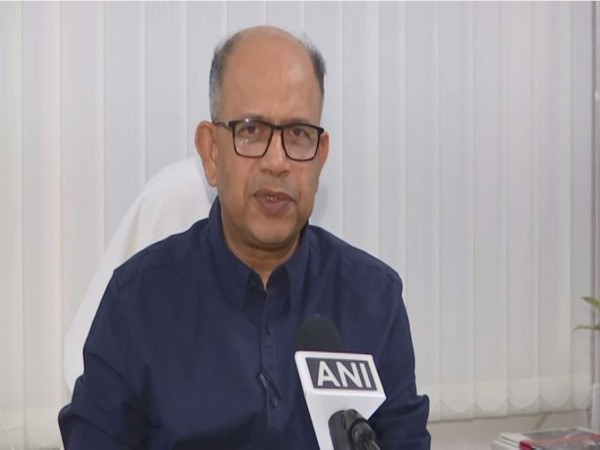 Flagrant violation of the right of sportsmen: Former bureaucrat slams IAS Sanjeev Khirwar over walk the dog controversy