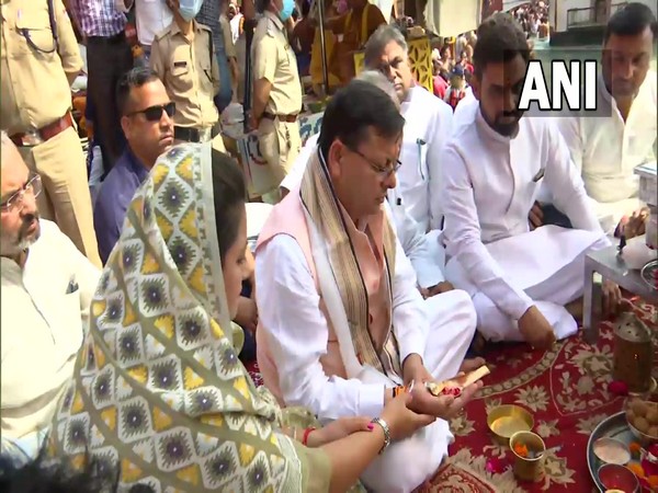 Uttarakhand CM Dhami, his wife offer prayers at Har Ki Pauri in Haridwar