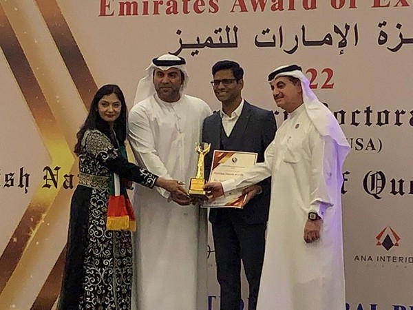 Dr. Sridhar Peddi Reddy, CMD Renova Hospitals honoured with Emirates Award of Excellence