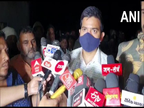 UP: Gangsters daughter found dead after police raid his house; SHO suspended