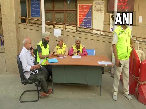 Mundka fire: Help desk at hospital to give correct info