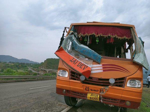 25 injured after bus turns turtle in J-Ks Udhampur