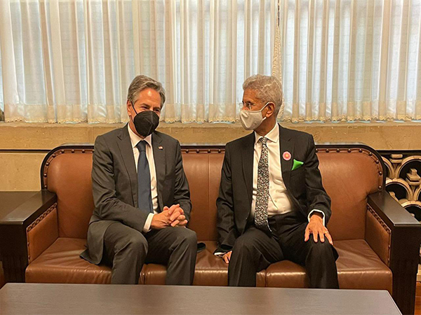 EAM Jaishankar meets US Secretary of State, Japans FM
