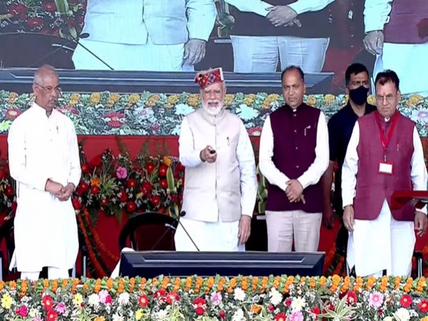 Shimla: PM Modi transfers Rs 21,000 cr to over 10 cr farmers