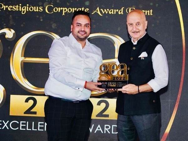 Hemodiaz Lifesciences Pvt Ltd wins the Most Trusted Medical Equipment Manufacturer in India at Global Excellence Award 2022