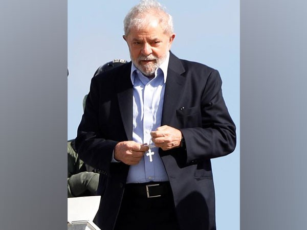 Brazils ex-president Lula leads election polls