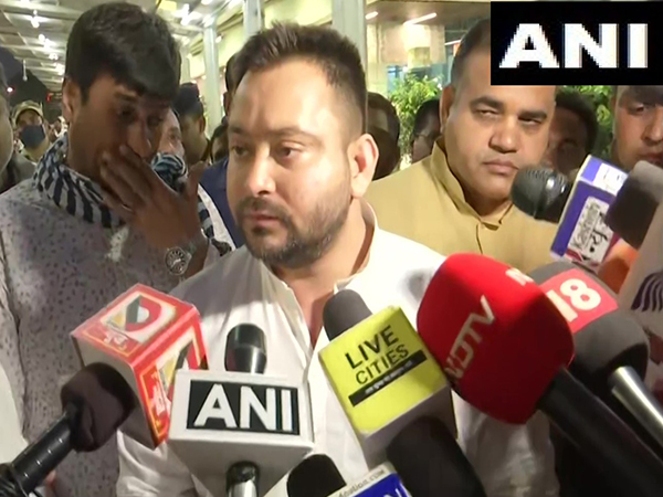 Bihar politics: Tejashwi calls talks about forging alliance with Janata Dal (United) imaginary