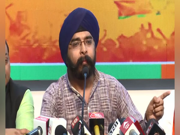 Tajinder Bagga arrest: HC asks Delhi Police to respond to Punjab Polices plea seeking to quash FIR