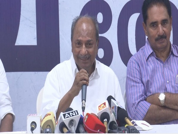 Former Defence Minister AK Antony accuses Pinarayi Vijayan-led Kerala govt of flourishing communalism