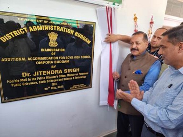 Jitendra Singh inaugurates school building in J-Ks Budgam