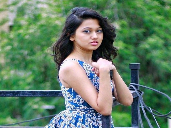 Marathi actress held for derogatory post against Sharad Pawar