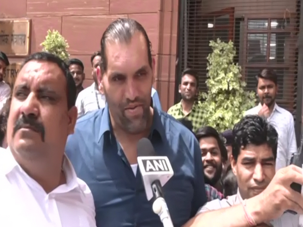 Joined BJP after being impressed by PMs ideology: Wrestler Khali
