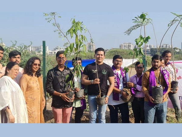 Green Man Viral Desai celebrated Gujarat Foundation Day by planting trees and educating students about Climate Change