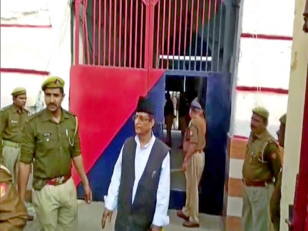 Azam Khans hearing in CBI court deferred due to absence of papers, returns to Sitapur jail