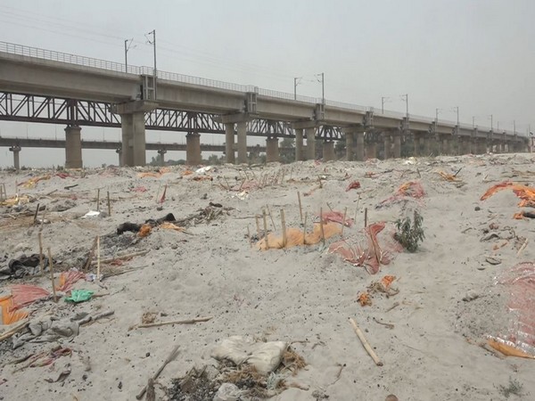 Reappearance of bodies in Ganga contradicts last years unaccounted Covid death claims