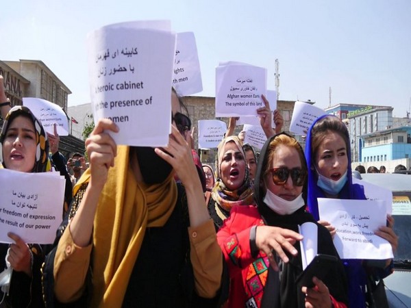 Afghan women continue protest over ban on girls schools