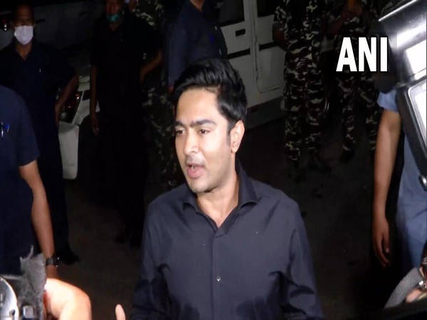 Bengal coal scam case: SC asks why ED cant question TMCs Abhishek Banerjee, wife in Kolkata