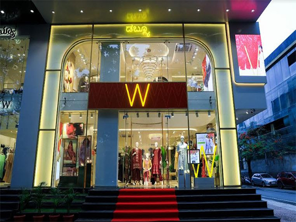 Leading womens fashion brand W unveils its new avatar; launches its largest experiential store in Bengaluru