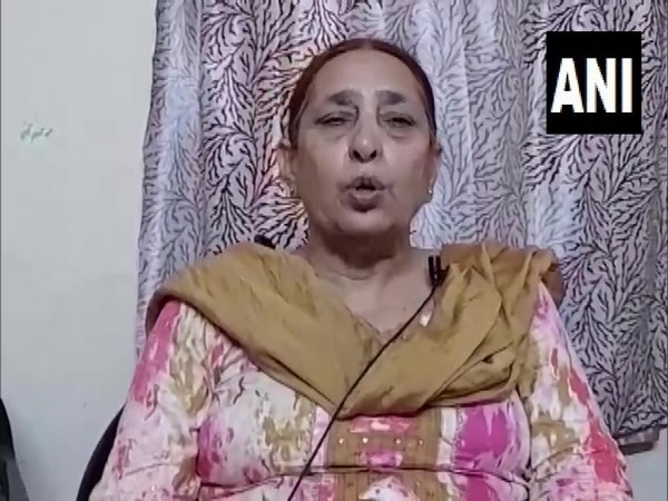 Tajinder Baggas mother accuses Arvind Kejriwal of using Punjab Police for hooliganism