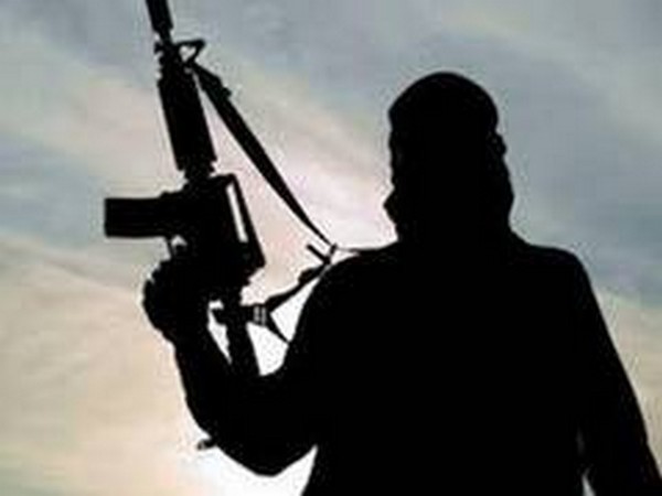 Encounter breaks out in J-Ks Shopian