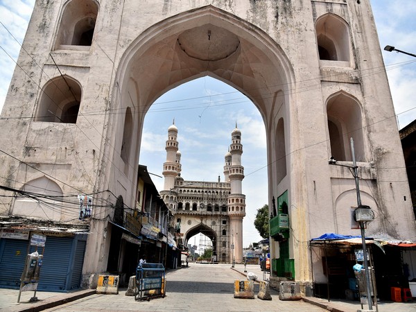 Amid Qutub Minar row, Cong leader demands to reopen Charminar for prayers; BJP says attempt to create tension