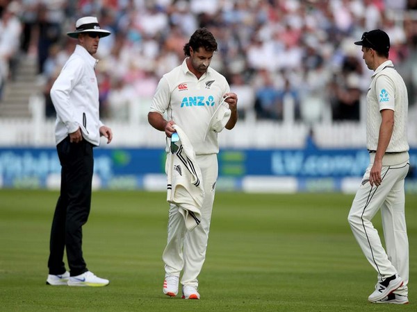 New Zealands Colin de Grandhomme ruled out of Test series against England