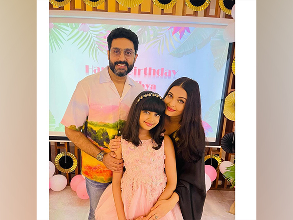 Abhishek Bachchan dances with daughter Aaradhya and Aishwarya Rai Bachchan at IIFA 2022