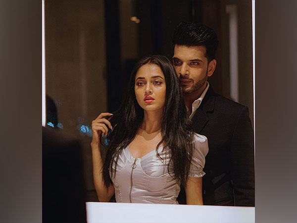 Karan Kundrra showers birthday love on his princess Tejasswi Prakash, shares pictures of birthday celebration