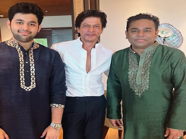 Shah Rukh Khan and AR Rahman reunite at Vignesh Shivan and Nayantharas wedding