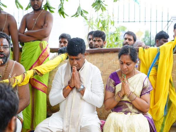 Telangana: Mahayagya of Sri Rajyalaxmi Sameta Sri Laxmi Narsimha Swamy temple constructed by MLC Kavitha concludes